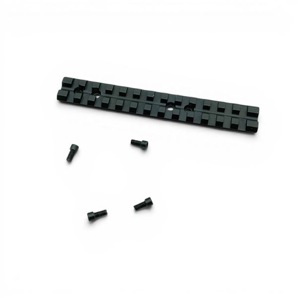 Mossberg 500/ 590 Rail Section