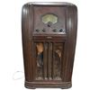 Image 1 : 1930s Canadian Westinghouse Model 914 Floor Standing Tube Radio (17" x 24" x 41" tall)