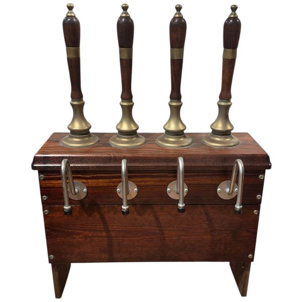 Vintage Oak Beer Engine with 4 Oak and Brass Beer Pulls