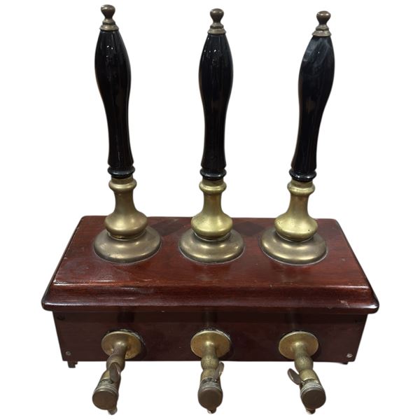 Vintage Oak & Brass Draught Beer Dispenser with 3 Beer Pulls