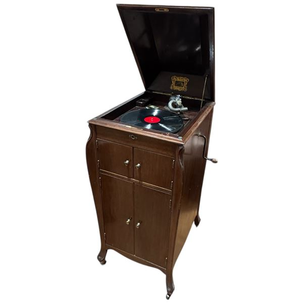 RCA Victor Gramophone in Wood Case on Casters (22" x 18" x 41" tall) No sound horn