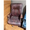 Image 2 : Vintage Brown Leather Executive  Swivel Arm Chair