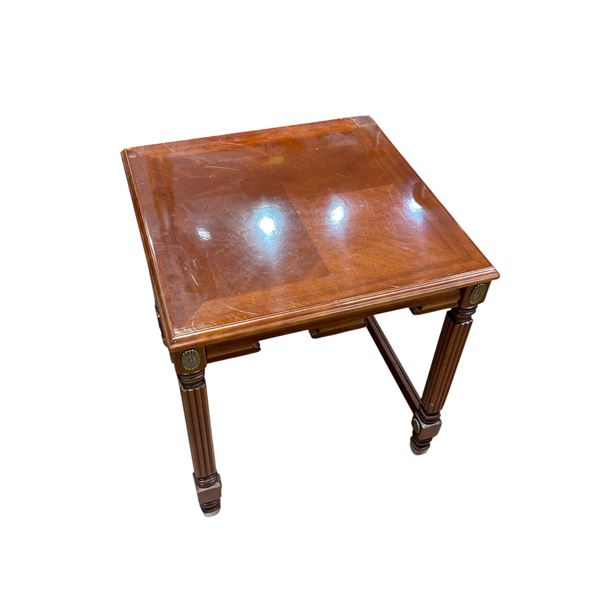 Mahogany Veneer Parquet End Table (20" x 20" x 22" tall)