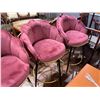 Image 2 : 4 Retro Swivel Bar Stool with Rose Pink Velvet Upholstery