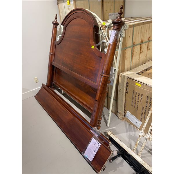Queen Size Wood Bed Frame * Headboard, Footboard and Side Rails