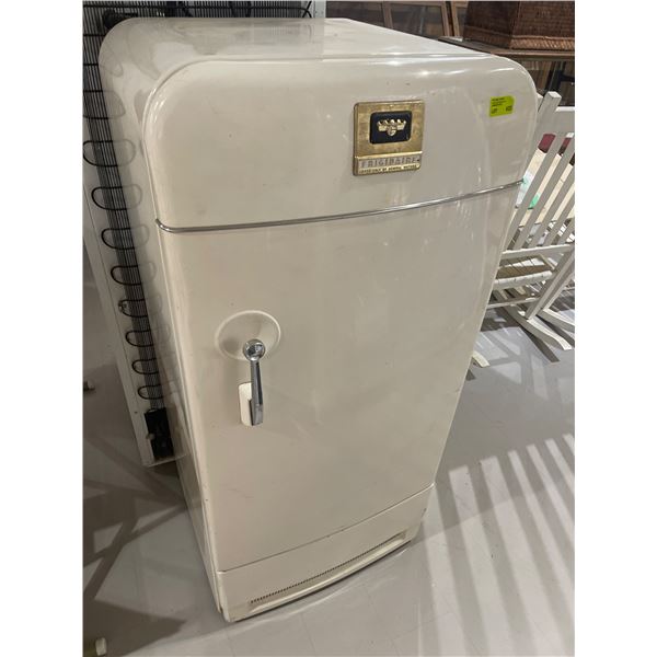 Vintage Frigidaire Refrigerator * Untested