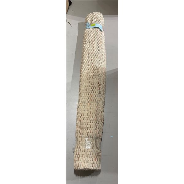 Lovely Textured Woven Area Carpet 5.5' x 7.5' (approximate size)