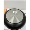 Image 3 : New Le Creuset 12" Braiser With Lid 3.6L