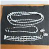 Image 1 : Shiny vintage jewellery set - see description and photos