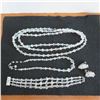 Image 7 : Shiny vintage jewellery set - see description and photos