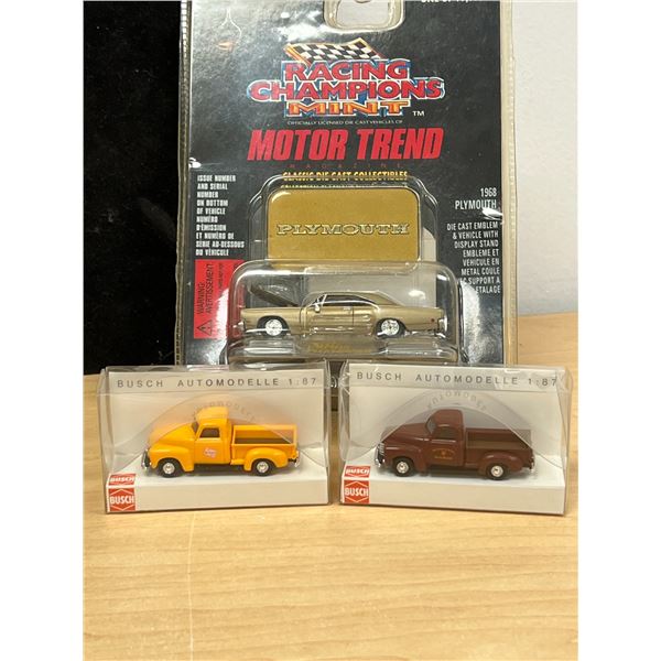 1968 Plymouth 1:62 & 2 Busch 1:87 Collector cars - new in pack