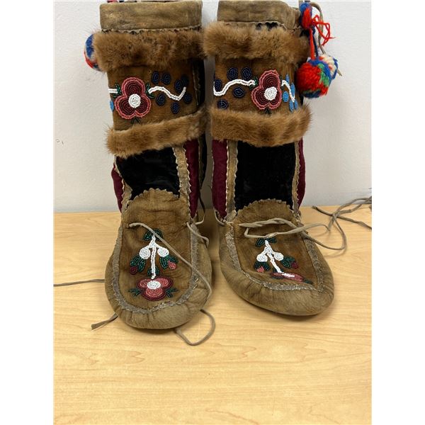 Leather Beaded with Fur Mukluks - foot approx: 9.75x3.75  & 12  tall (see all photos)