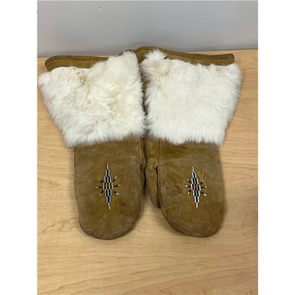 Leather Beaded with Fur Gauntlet Mitts - Approx: 15.5" long; 4.5" palm - like a M/L mens fit