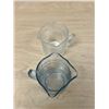 Image 4 : 2 Vintage Embossed Glass Tri-Spout Measuring Cups