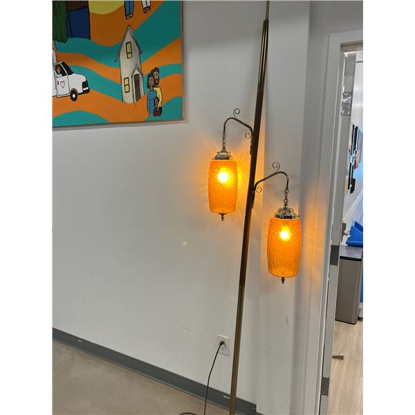Vintage Tension Pole Floor to Ceiling Lamp - works, see photos