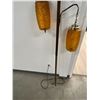 Image 7 : Vintage Tension Pole Floor to Ceiling Lamp - works, see photos