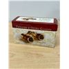 Image 5 : Opera Glasses with Box and Storage Bag