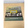 Image 1 : Picturing Manitoba - Russ Gourluck SC 269 pgs