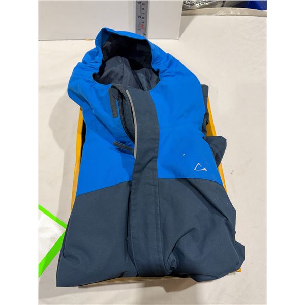 Paradox youth size medium 7/8 jacket