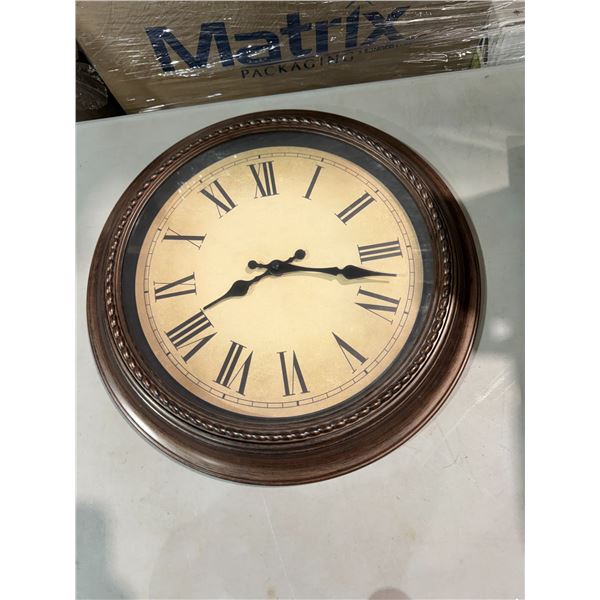 Wall clock, 16 inches round