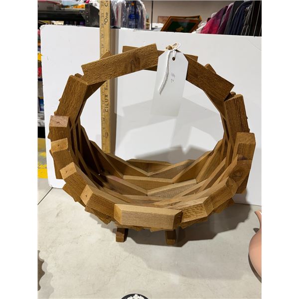 Hanging cedar plant basket