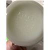 Image 2 : Vintage Pyrex coffee mugs