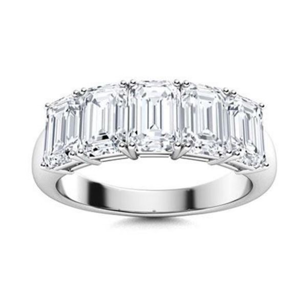 Gold & White Diamond 2.50 Cts  Ring