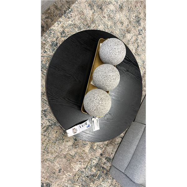 DECORREST SHANNON ROUND TABLE. BLACK WOOD WITH BLACK AND AGED BRASS BASE. INC TABLETOP DECOR.