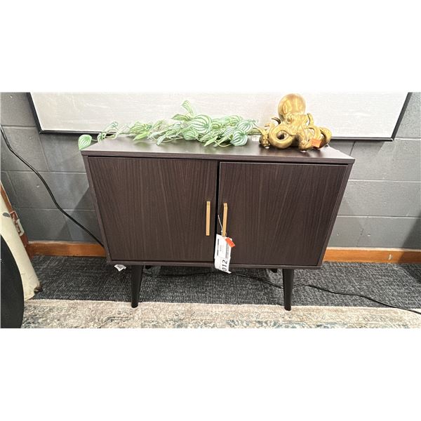 ASHLEY FURNITURE ORINFIELD ACCENT CABINET WITH ACCESSORIES. 31"W