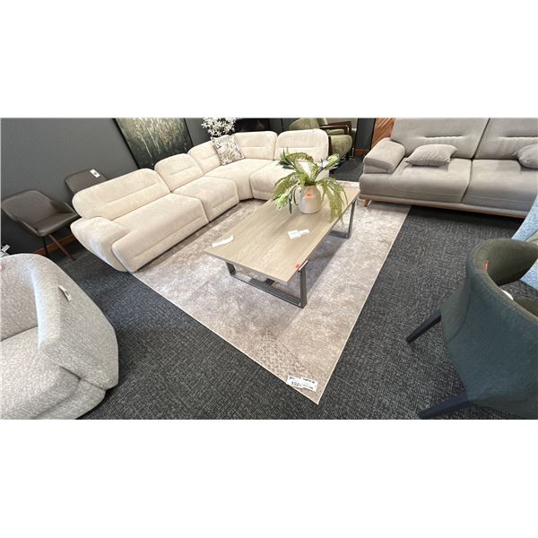 7'10" X 10' CARPET. SURYA CARMEL.40# CARPET.