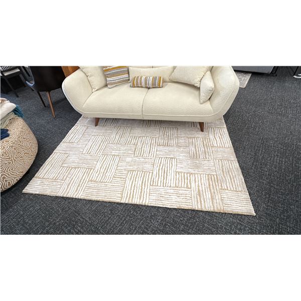 5' X 7' ASHLEY FURNITURE ADANMUND MEDIUM RUG