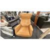 Image 1 : PALLISER POWER RECLINER, SWIVELS. RETAIL $4,200