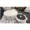 Image 1 : ASHLEY FURNITURE DALICE OVERSIZED OTTOMAN WITH 2 FOOT STOOLS. SHAGGY WHITE