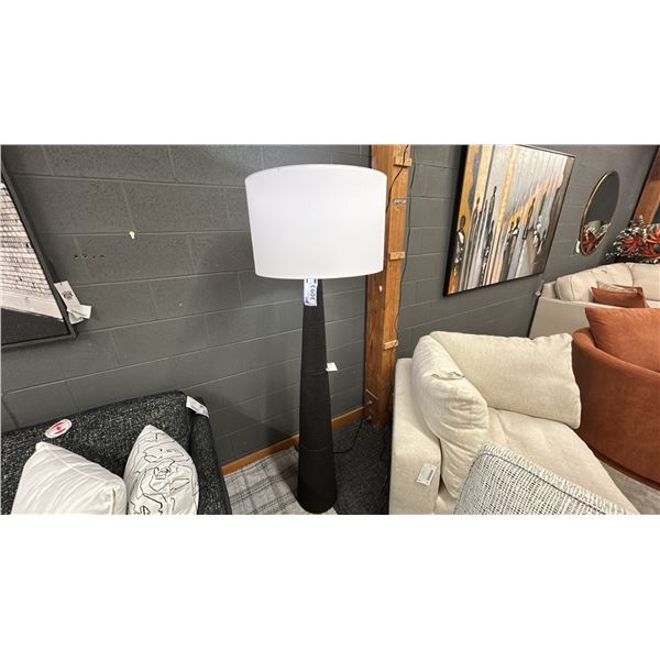 ASHLEY FURNITURE HALLBURG FLOOR LAMP 70" HIGH