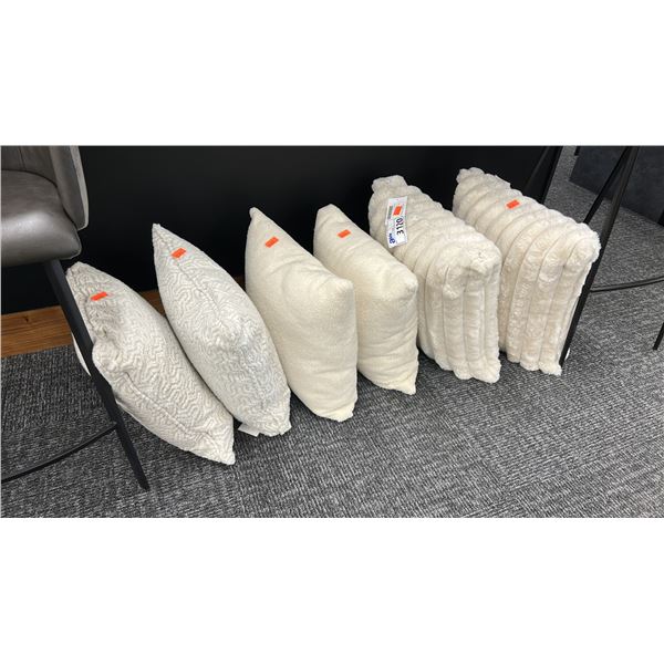 GROUP OF 6 THROW CUSHIONS