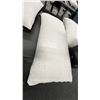 Image 2 : PAIR OF HUSH KING SIZE HYBRID COOLING PILLOWS ADJUSTABLE STUFFING.