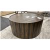 Image 2 : MAGNUSSEN FURNITURE COCKTAIL TABLE W/CASTERS. 34" DIAMETER.