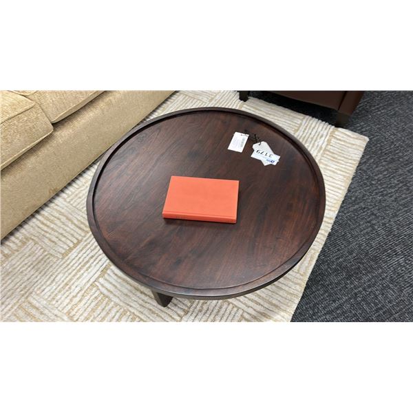 GROUPE CORCORAN 33" ROUND COFFEE TABLE. ACACIA WOOD.