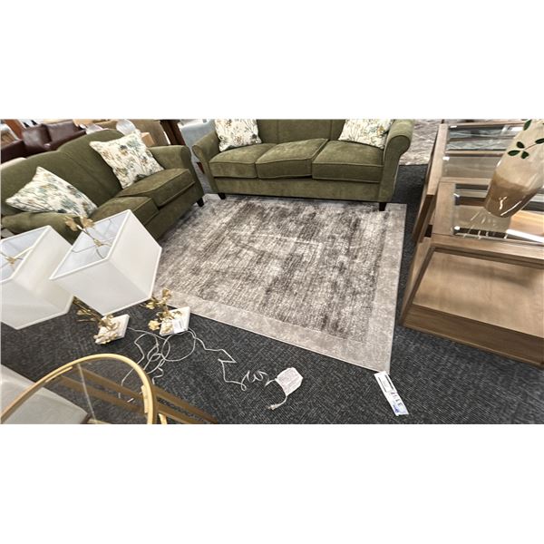 7'7" X 5'3" SURYA TIBETAN 24 POUND CARPET.