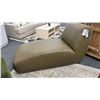 Image 1 : PALLISER ARMLESS CHAIS LOUNGE FOREST LEATHER.