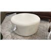 Image 1 : PALLISER 36" ROUND COFFEE TABLE/SEAT. CREAM LEATHER. W/ PALLISER 22" SQUARE OTTOMAN.