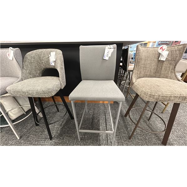GREY BAR STOOL.