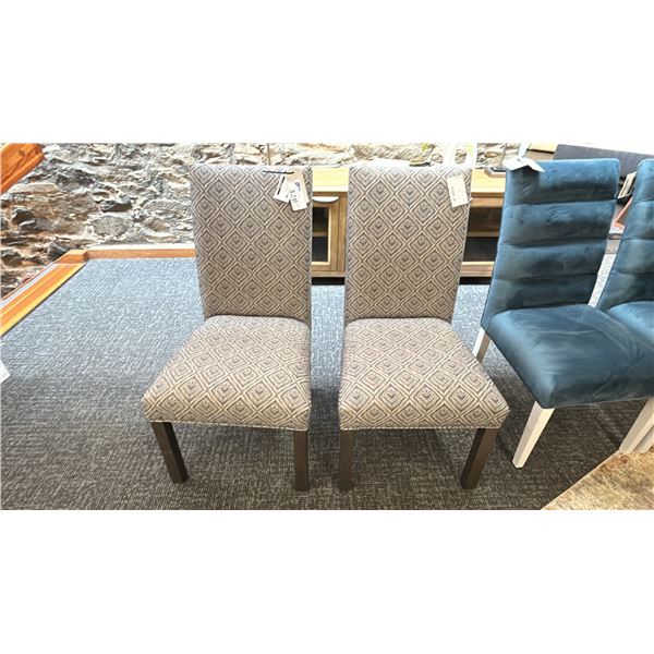 PAIR OF BERMEX PEPPER SIDE CHAIRS.