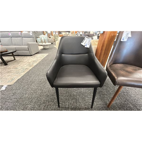 BLACK LEATHER CHAIR.