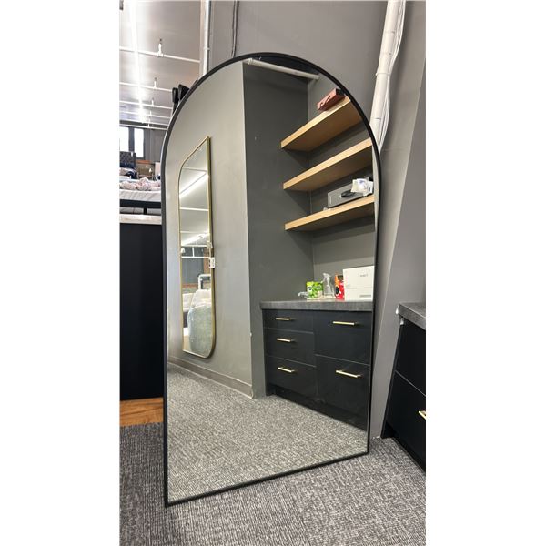 FLOOR MIRROR 40" X 6'.
