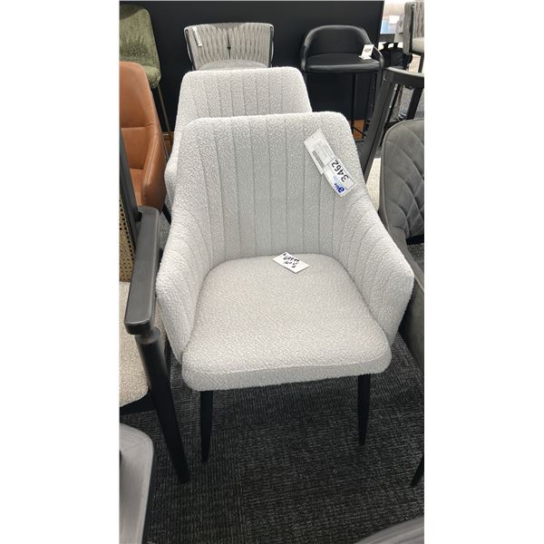 GROUP OF 2 GROUPE COCORAN GREY WOOL CHAIRS.