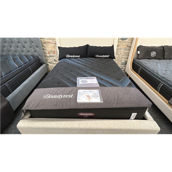BEAUTYREST WORLD CLASS HYDRA QUEEN MATTRESS, FIRM.