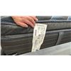 Image 3 : BEAUTYREST WORLD CLASS LAROS QUEEN SIZE MATTRESS, SUPER PILLOW TOP PLUSH.