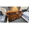 Image 4 : ASHLEY FURNITURE 3 PIECE DRESSER SET, W/ DECOR CERAMIC POT