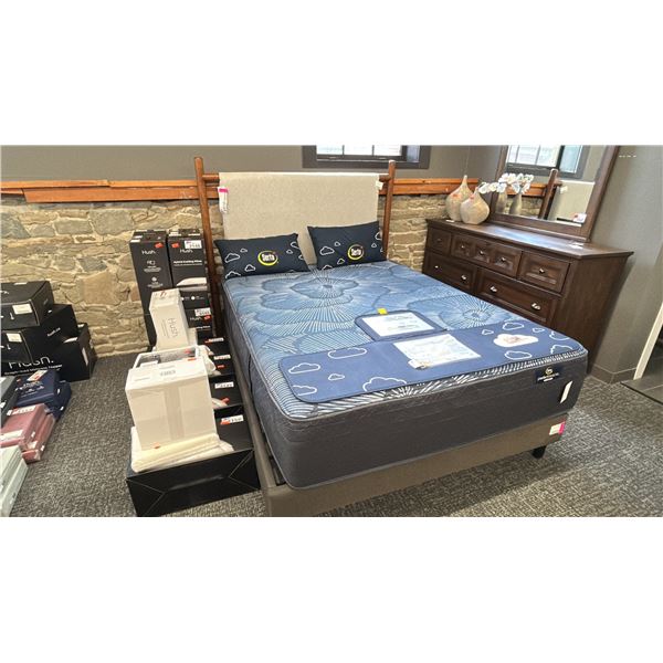 ASHLEY FURNITURE QUEEN SIZE BED FRAME.